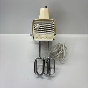 Vtg Almond Westinghouse Hand Held Food Mixer (3 Speed) Model: HM9W Kitchen Tool